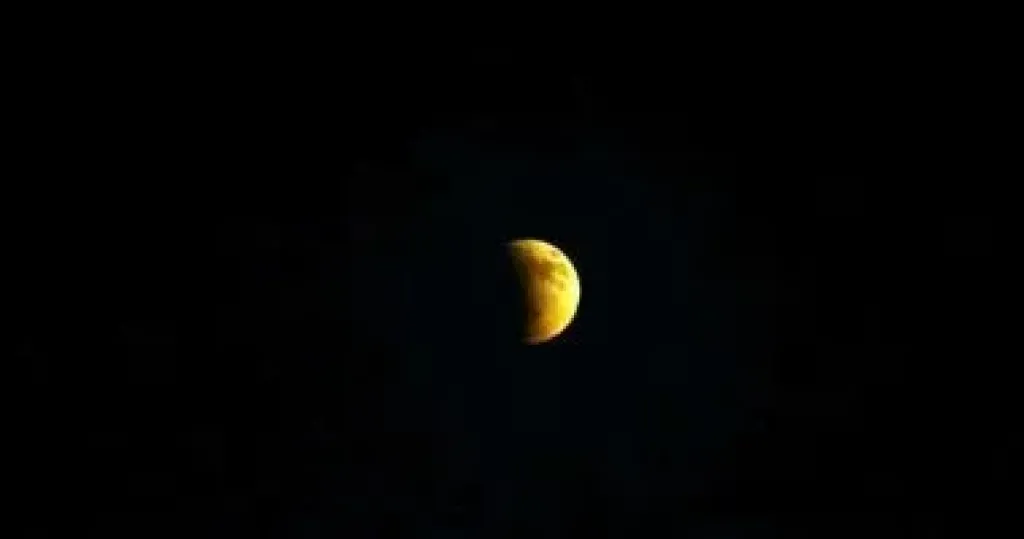 خسوف القمر 