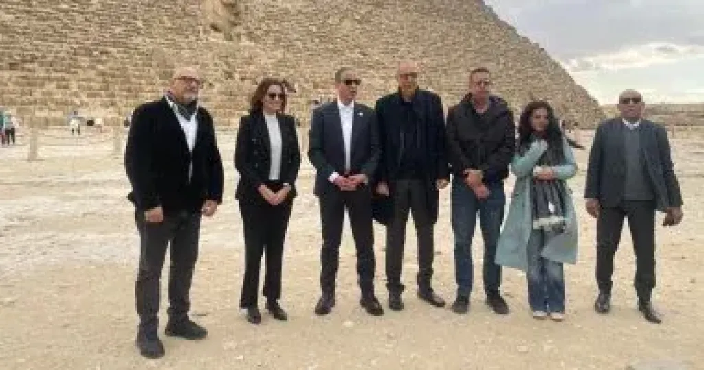 محافظ الجيزة 