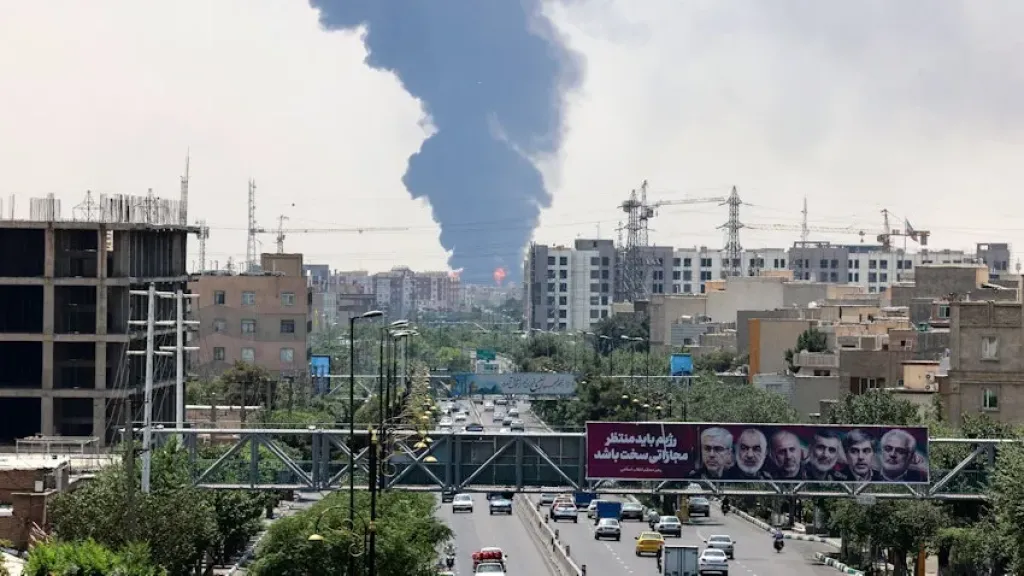 الحرب فى إيران