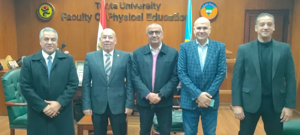 جانب من الحضور 