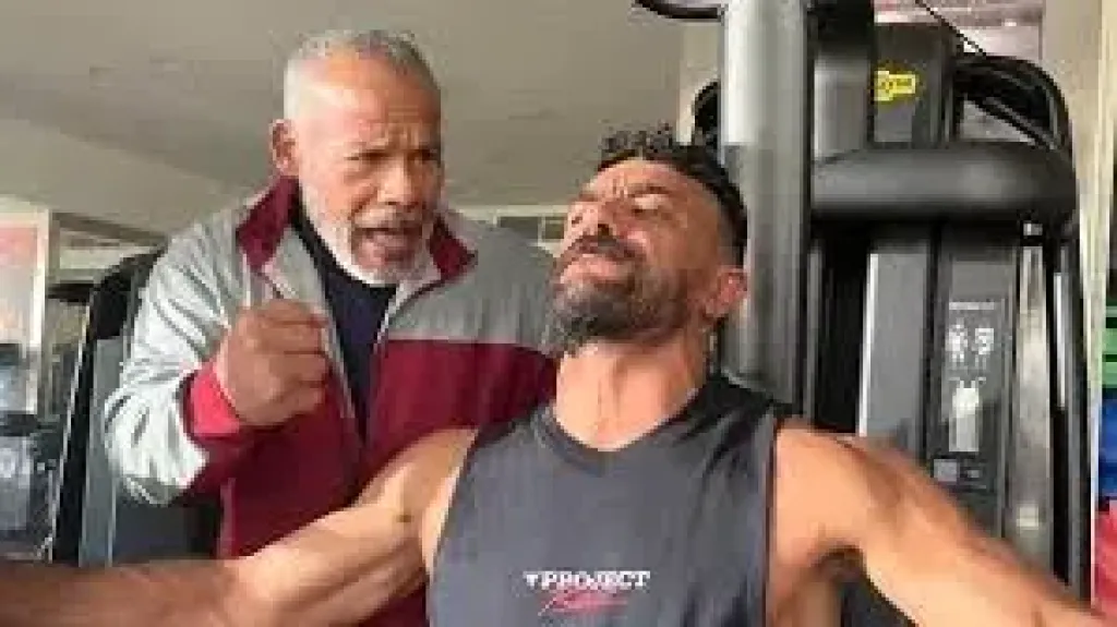 مسلسل على كلاى