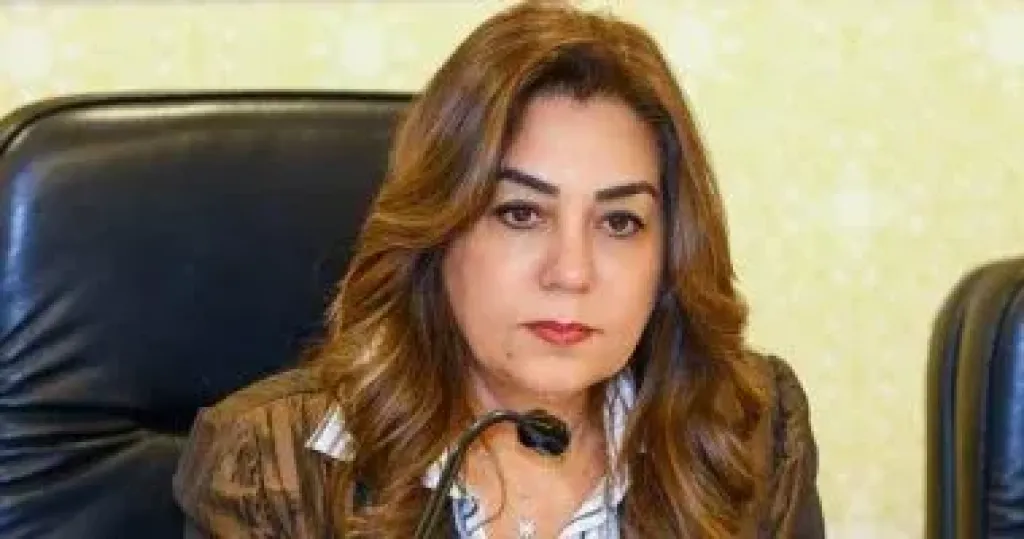 منال عوض 