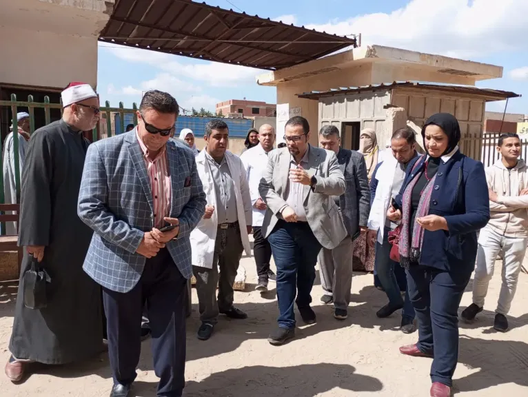 جانب من الزيارة