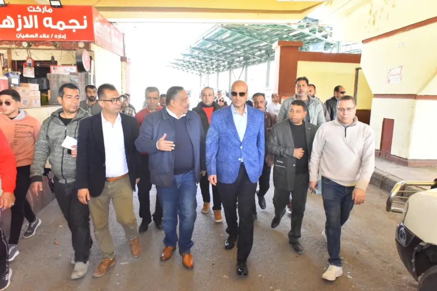 محافظ أسيوط 