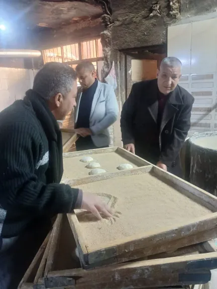 جانب من متابعه 