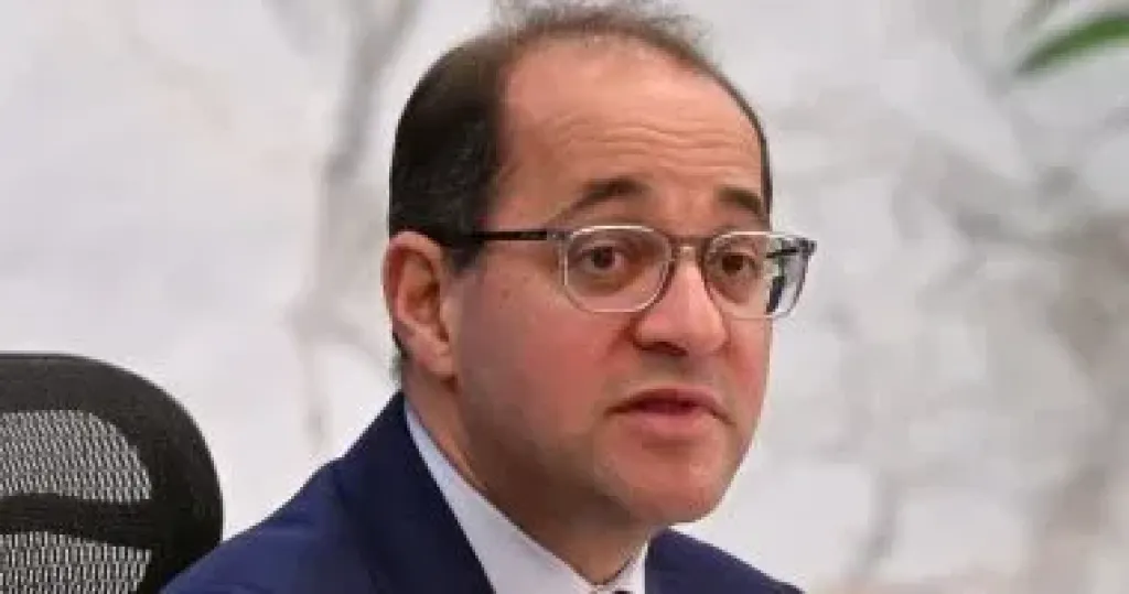 وزير المالية 