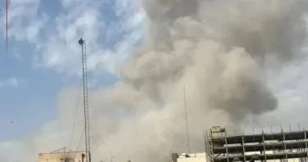 إيران