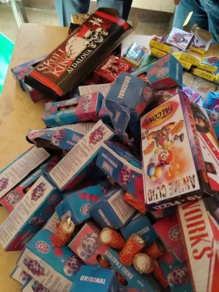 ألعاب نارية 