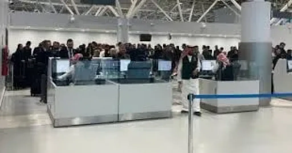 إعادة العراقيين العالقين بالخارج
