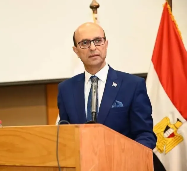 رئيس جامعة أسيوط 