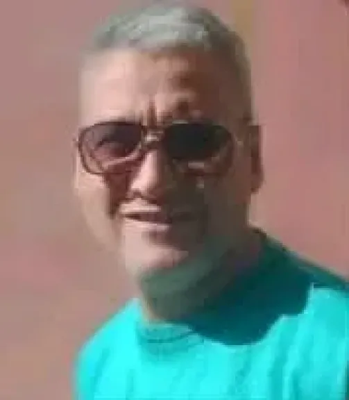 الكاتب