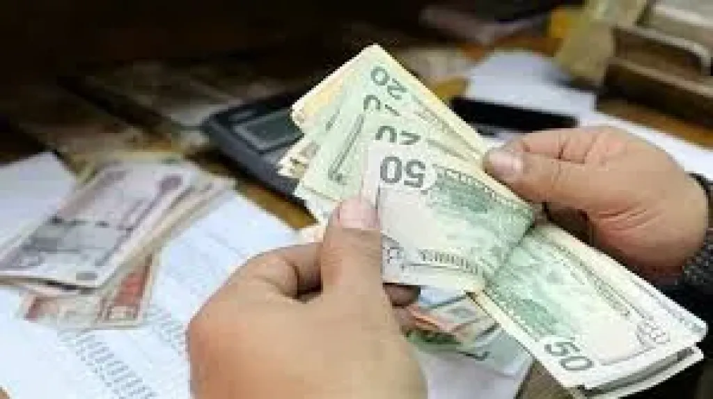 ضبط قضايا اتجار غير مشروع فى النقد الاجنبى