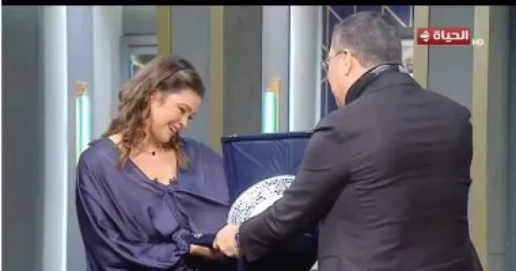 يسرا اللوزي 