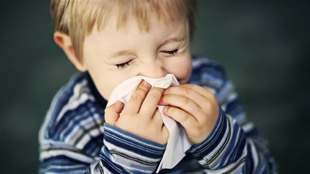 كيف تحمى اطفالك من اقليدبات الطقس