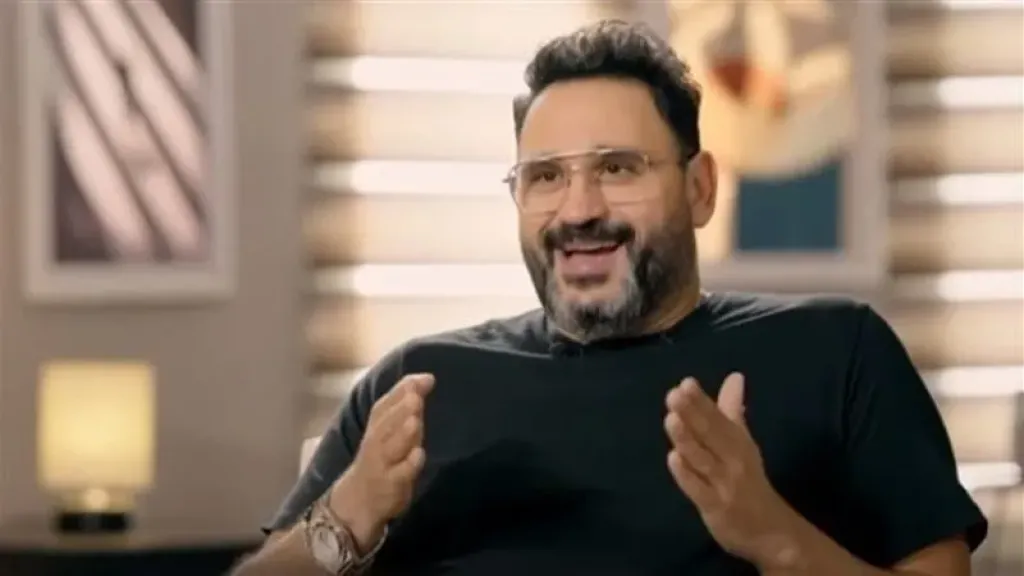 أكرم حسنى