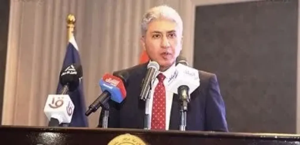 وزير السياحة 