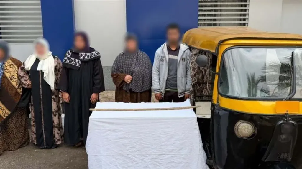 المتهمين