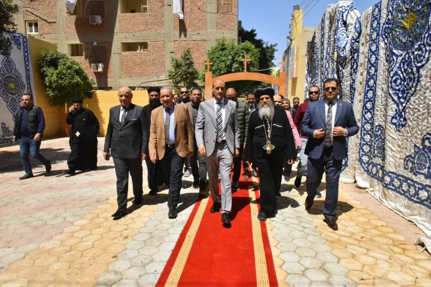 محافظ أسيوط 