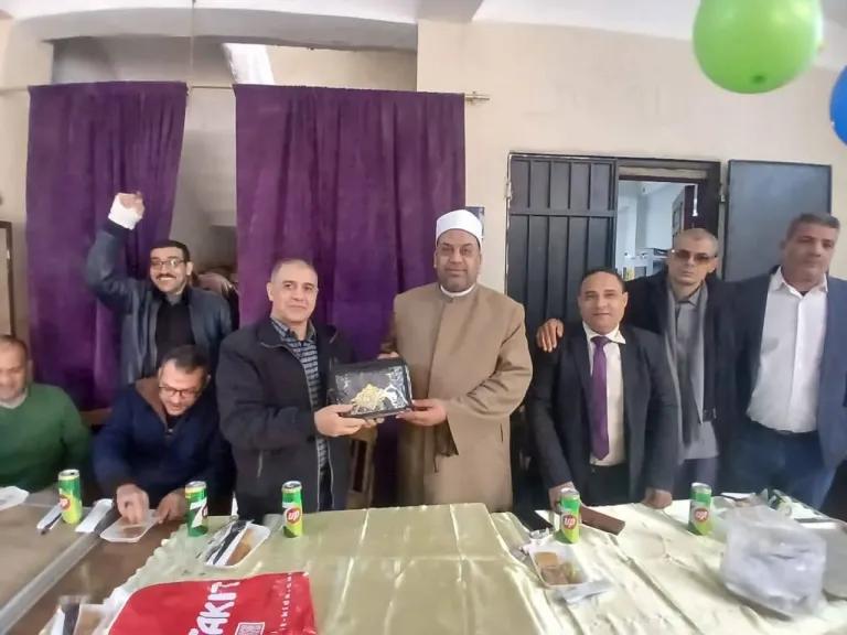 خلال التكريم 
