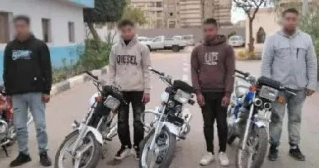 المتهمين 