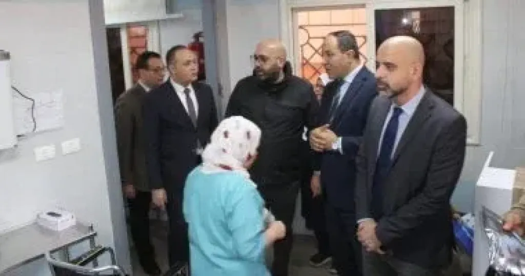 وفد "الطوارئ والرعاية العاجلة"بوزارة الصحة يزور مستشفى مبرة مصر القديمة