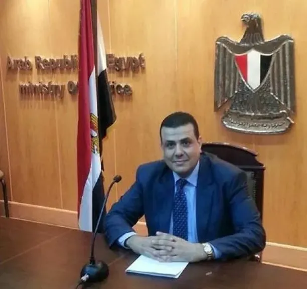 الدكتور محمد عبد الظاهر