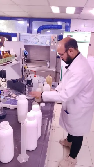 جانب من العمال التحليل 