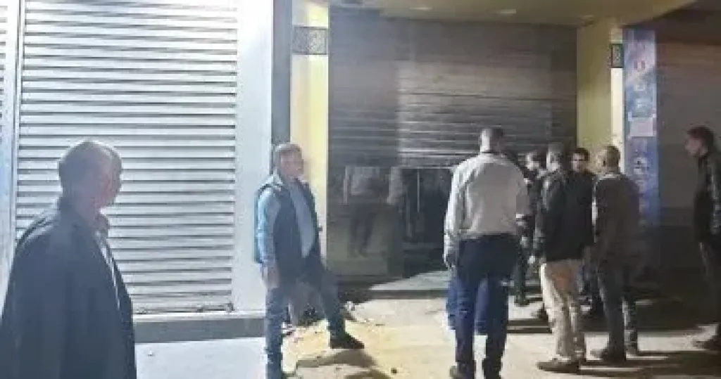 غلق المحلات 