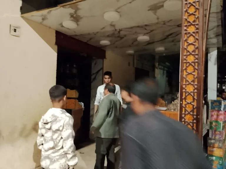 جانب من متابعه 
