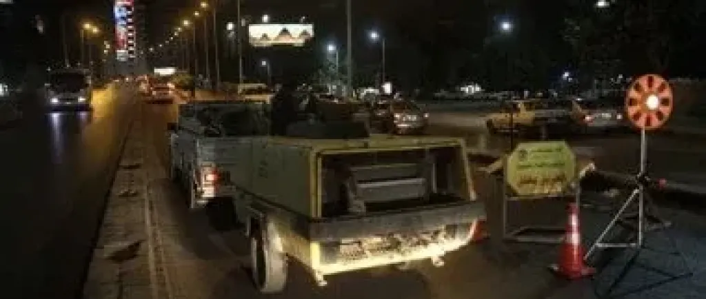   غلق كوبرى الدقى المعدنى 