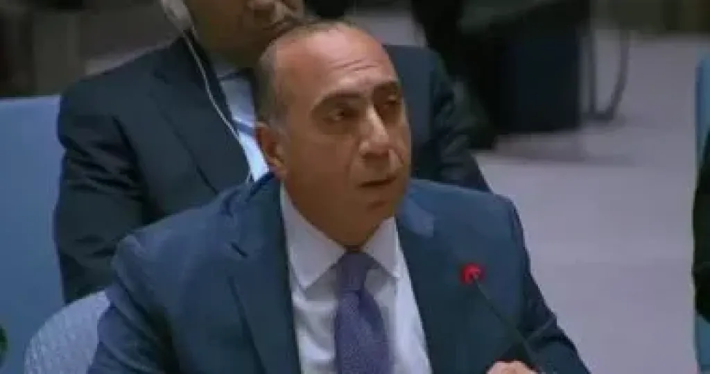 السفير إيهاب عوض