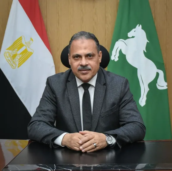 حازم الاشمونى محافظ الشرقية 