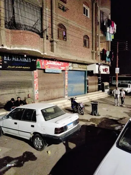 جانب من متابعه 