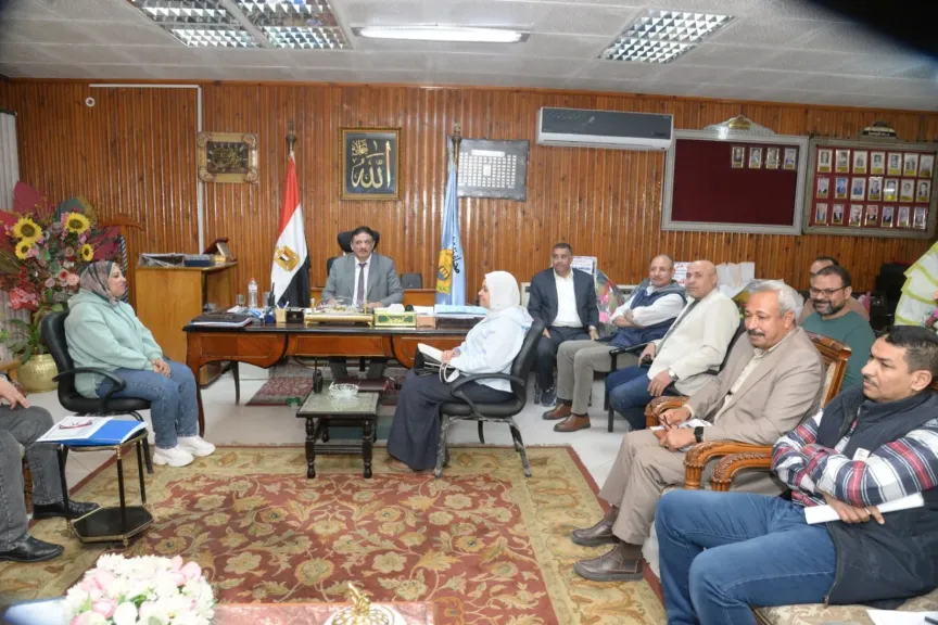 جانب من الاجتماع 