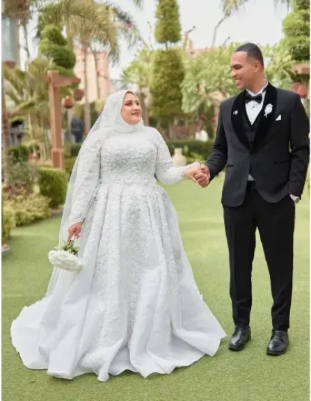 العروسين