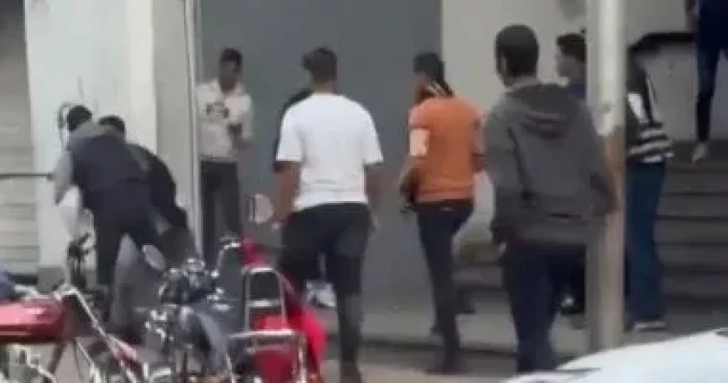 مشاجرة 