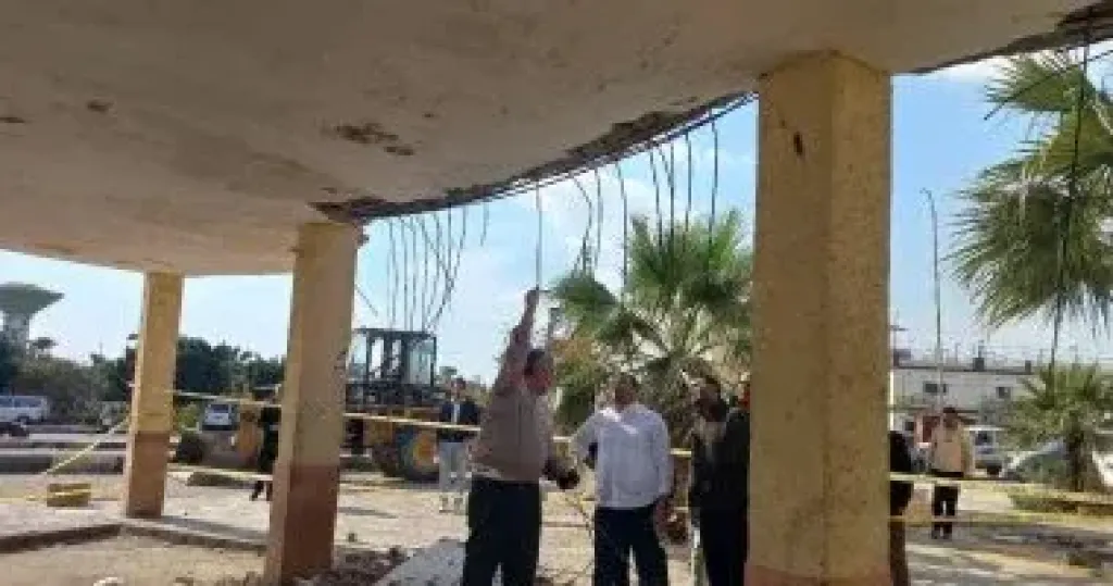 انهيار جزئي بسقف مبنى موقف النقل الجماعي بمدينة السادات دون إصابات بشرية