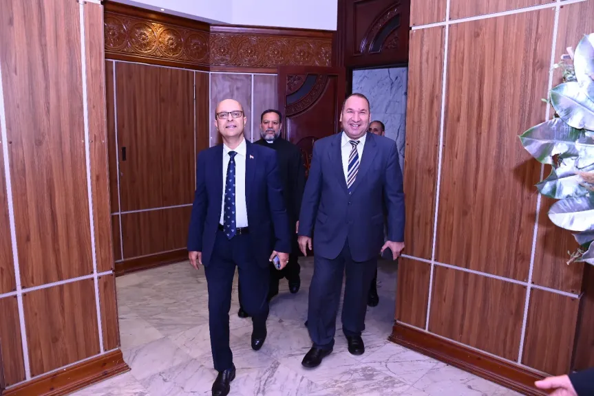 رئيس جامعة الأهلية 