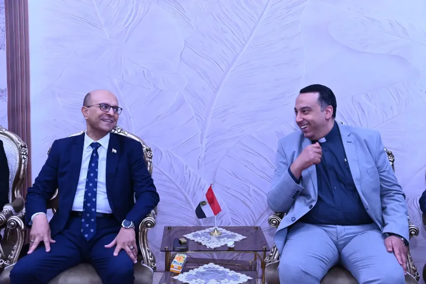 جانب من التهنئه 