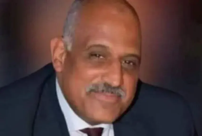 د. سيد حزين 