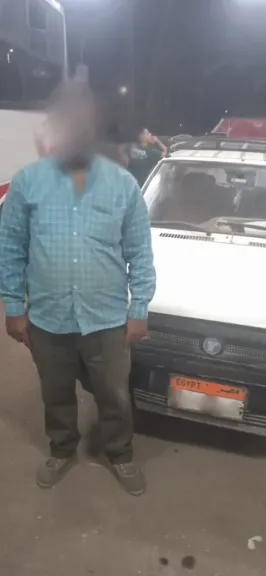 جانب من متابعه 
