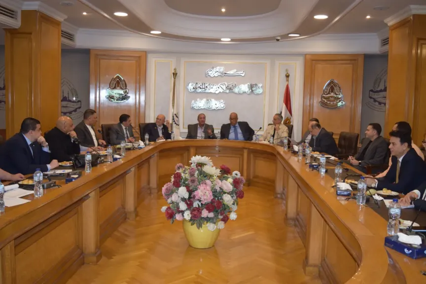غرفة القاهرة