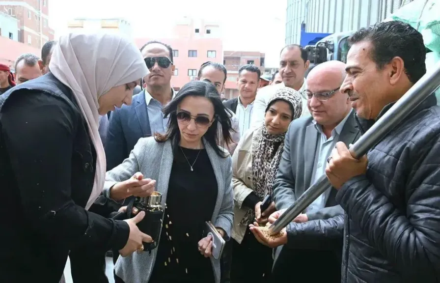 جولة محافظ البحيرة