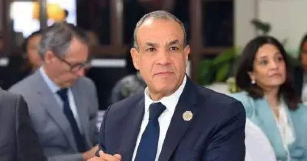 وزير الخارجية 