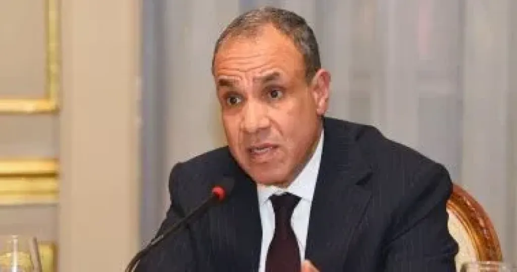 وزير الخارجية 