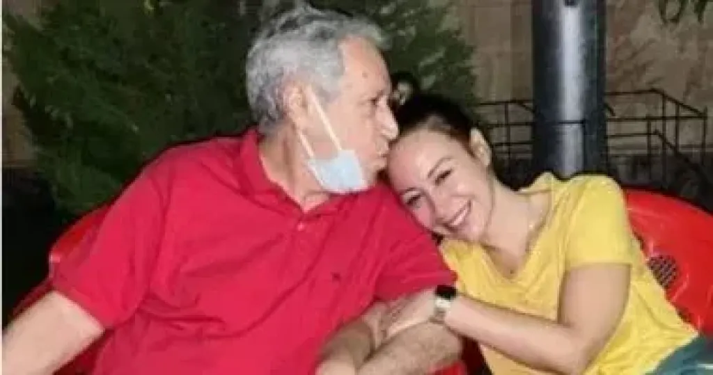 منة شلبي ووالدها 