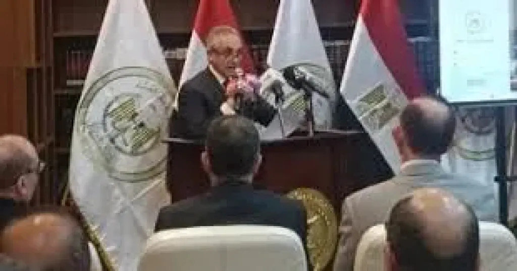 وزير العدل يشهد تدشين قرار تعليق الخدمات الحكومية للممتنعين عن سداد النفقة فى 38 مكتبا