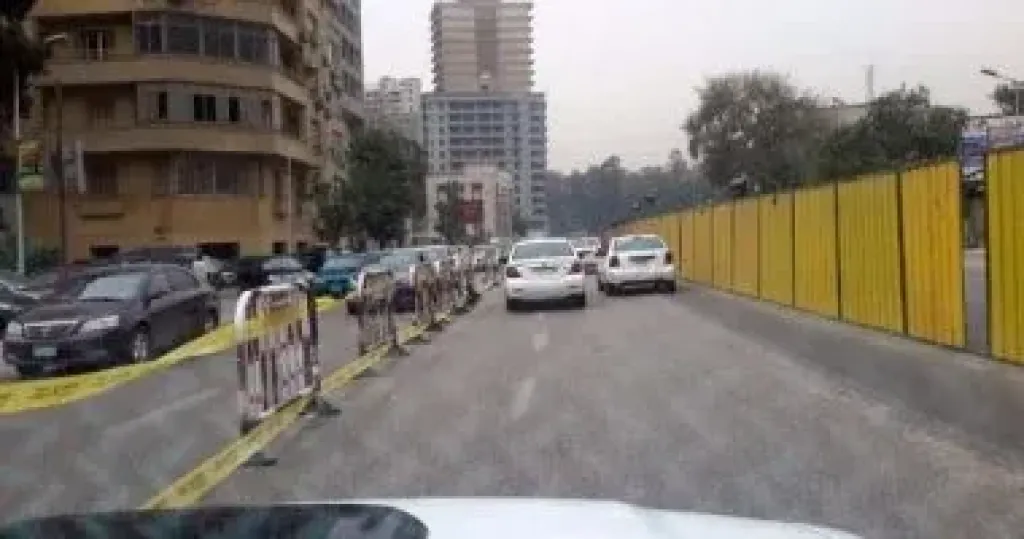 تحويلات مرورية بـ "أكتوبر" لإصلاح الباكيات أعلى رمسيس
