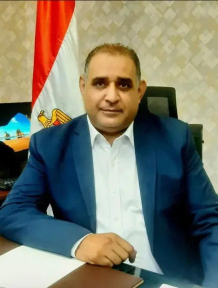 وليد حسنين عبد المنعم حسنين رئبس حى الشرابية