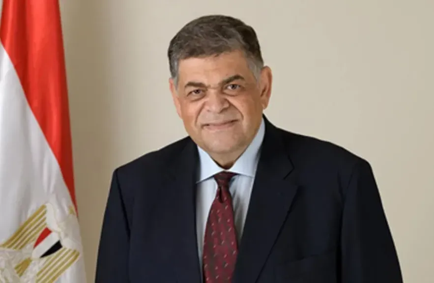 أشرف حاتم 